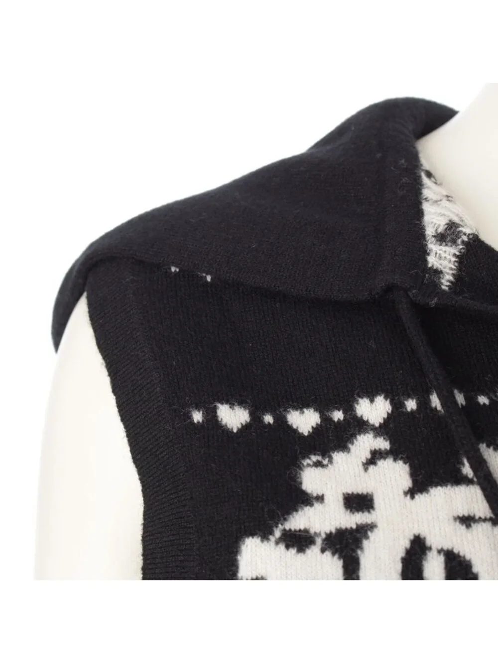 Chanel Cashmere Cotton CC Logo Clover Hoodie Knit Vest Top Black White 38